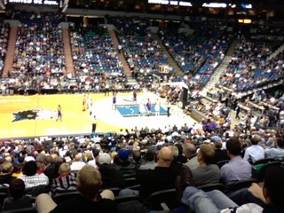 Wolves v Kings opening night